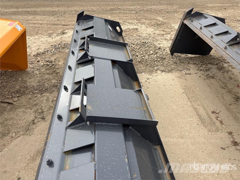 Industrias America G-10 120 in Skid Steer Snow Pusher (Unused) Snežne deske in plugi