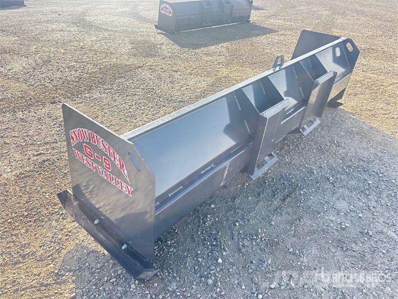 Industrias America G9 108 in Skid Steer Snow Pusher Снігоочищувальні ножі та плуги