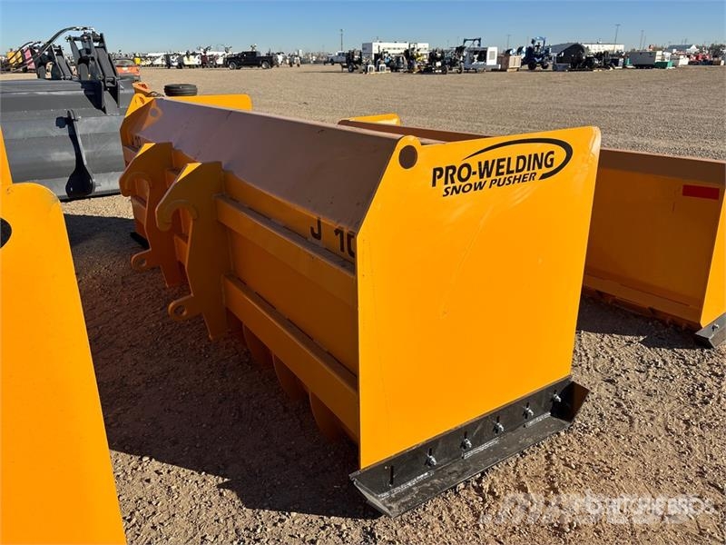 Industrias America J10 10 ft Snow Pusher Sniego peiliai ir valytuvai