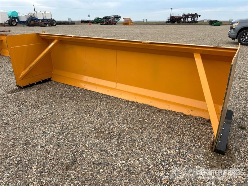Industrias America J12 144 in Snow Pusher (Unused) مكونات أخرى