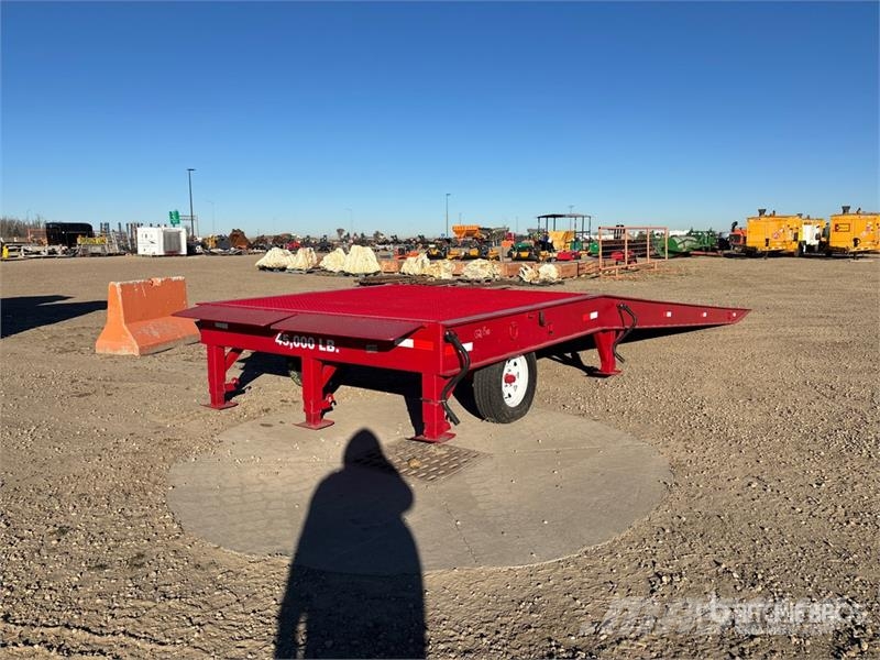 Industrias America R825R 31 ft x 8 ft Loading Ramp Muut