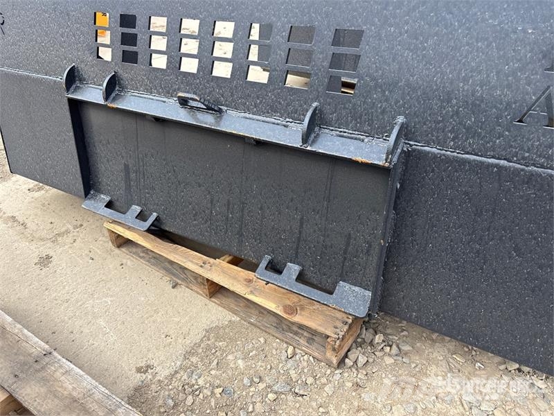 Industrias America S90 90 in Skid Steer Bucket (Unused) Buckets