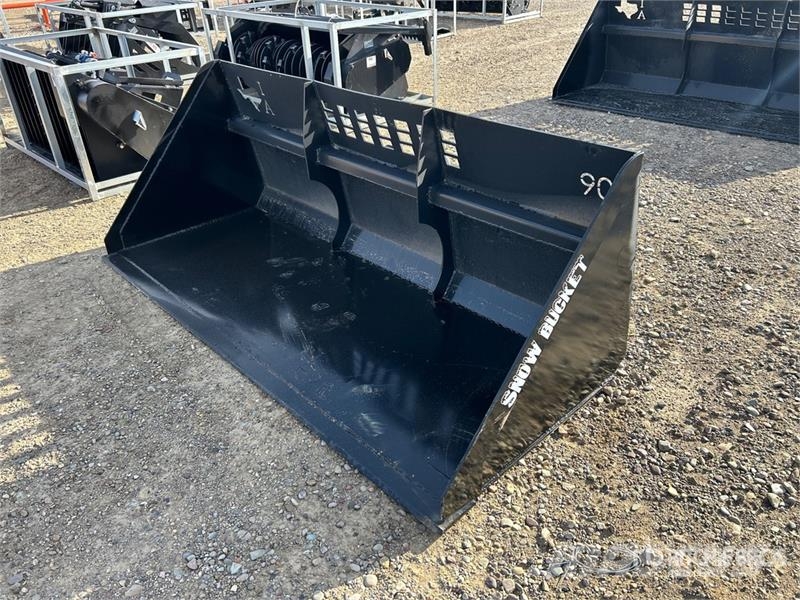 Industrias America S90 90 in Skid Steer Bucket (Unused) Baldes