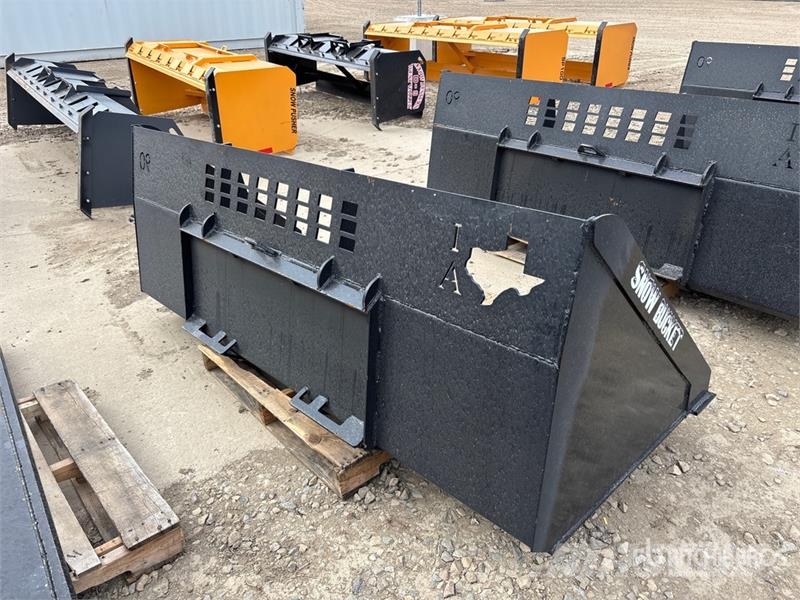 Industrias America S90 90 in Skid Steer Bucket (Unused) Buckets