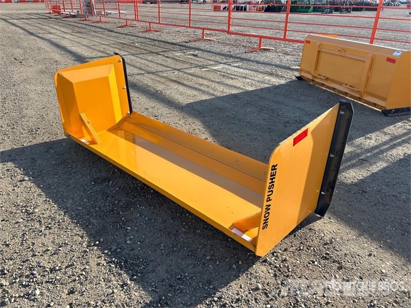 Industrias America SP08 96 in Skid Steer Snow Pusher حراثات ونصول الجليد