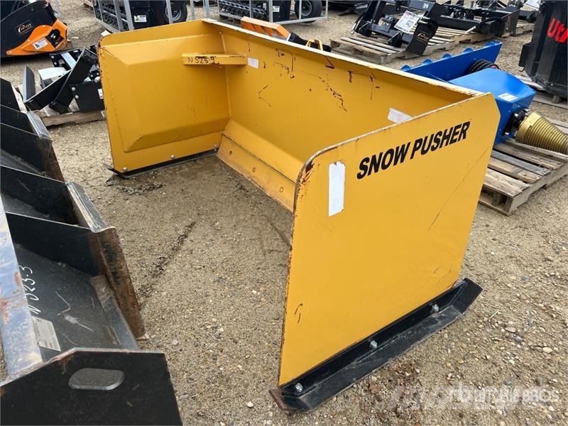 Industrias America SP06 72 in Skid Steer Snow Pusher Hóeltakarítók