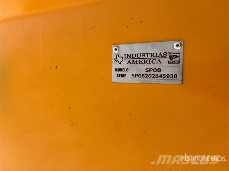 Industrias America SP08 96 in Skid Steer Snow Pusher (Unused) حراثات ونصول الجليد