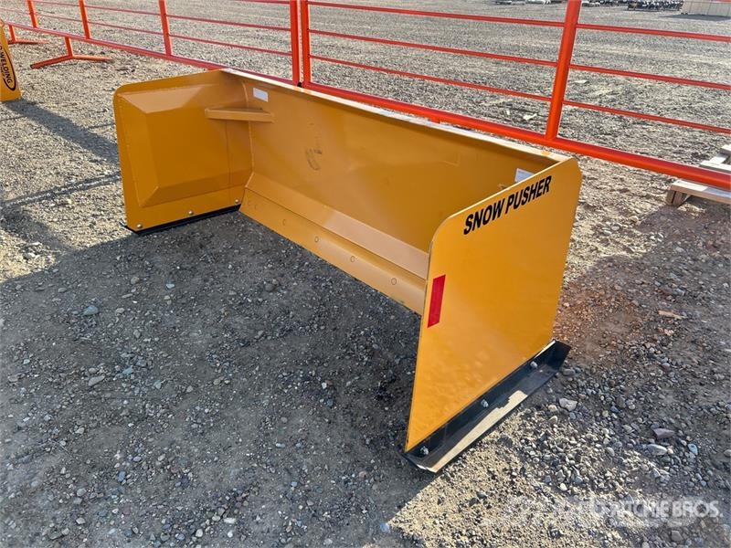 Industrias America SP07 84 in Skid Steer Snow Pusher (Unused) حراثات ونصول الجليد