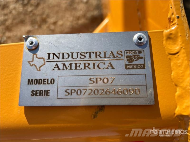 Industrias America SP07 84 in Skid Steer Snow Pusher (Unused) حراثات ونصول الجليد