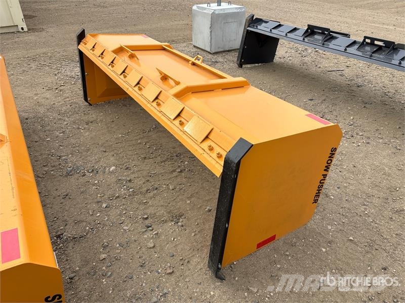 Industrias America SP09 108 in Skid Steer Snow Pusher (Unused) حراثات ونصول الجليد