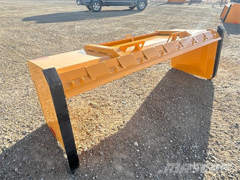 Industrias America SP08 96 in Skid Steer Snow Pusher حراثات ونصول الجليد