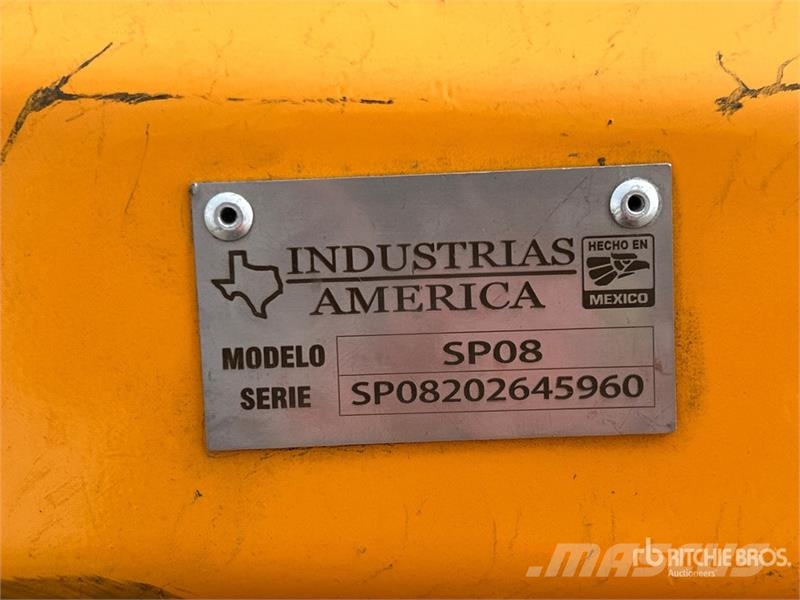 Industrias America SP08 96 in Skid Steer Snow Pusher (Unused) Снігоочищувальні ножі та плуги