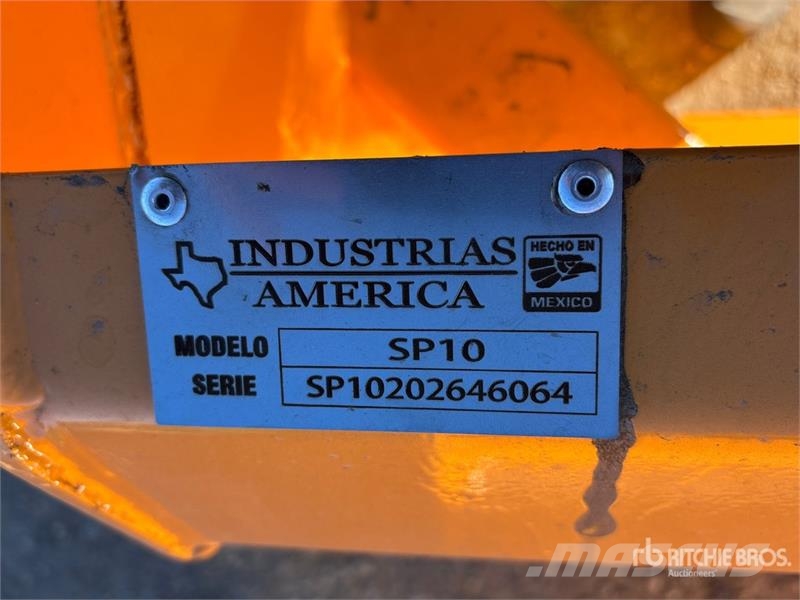 Industrias America SP10 120 in Skid Steer Snow Pusher Sniego peiliai ir valytuvai