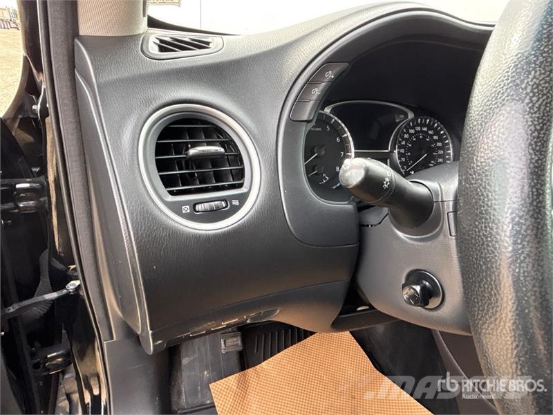 Infiniti JX35 AWD SUV Personbiler