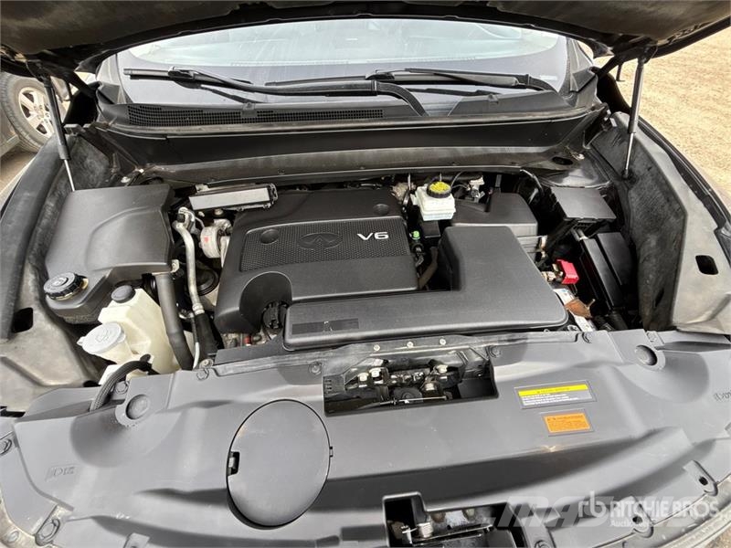 Infiniti JX35 AWD SUV Personbiler
