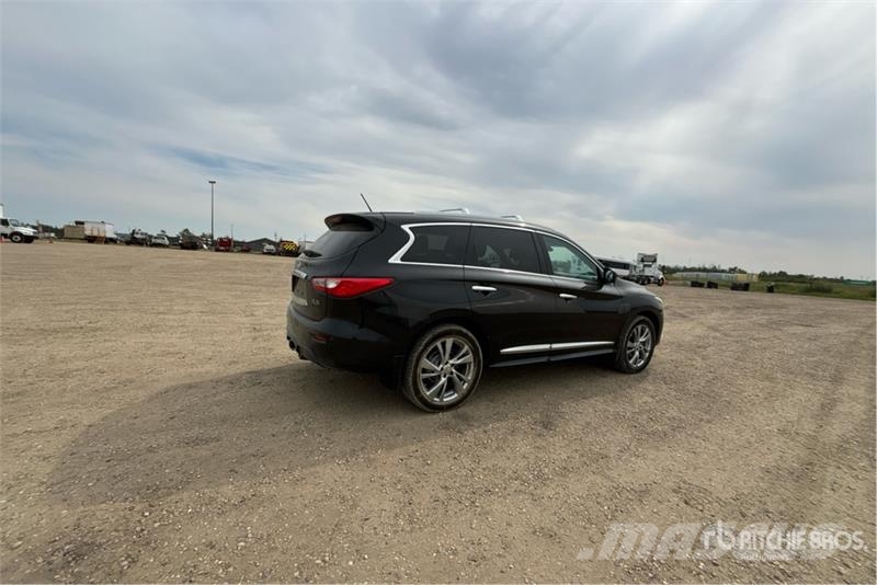 Infiniti JX35 AWD SUV Personbiler