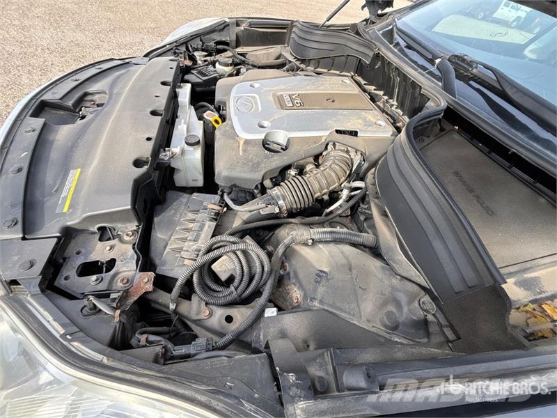 Infiniti QX50 AWD SUV Lengvieji automobiliai