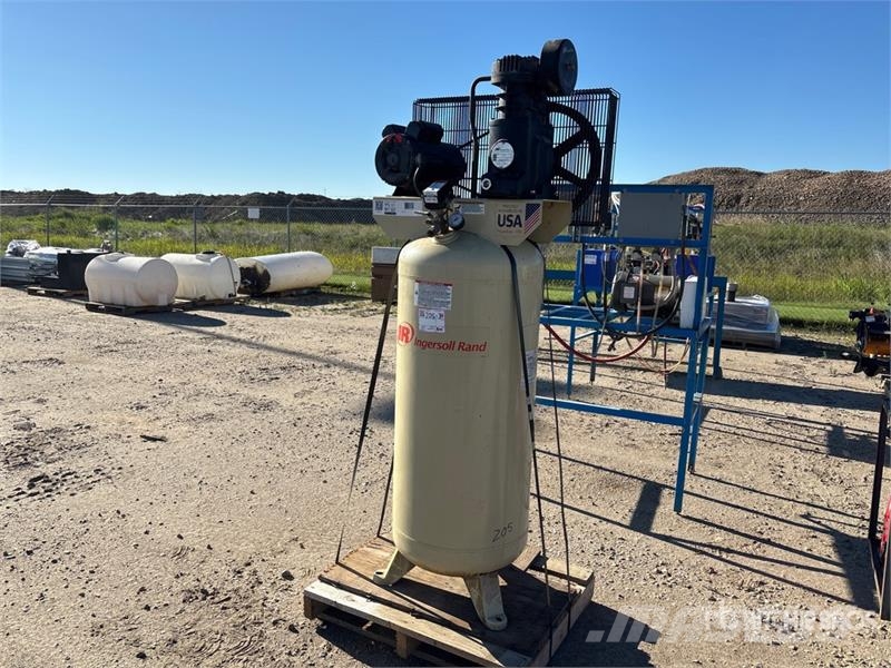 Ingersoll Rand 21 cfm Mobile 60 L Air Compressor Kompresory