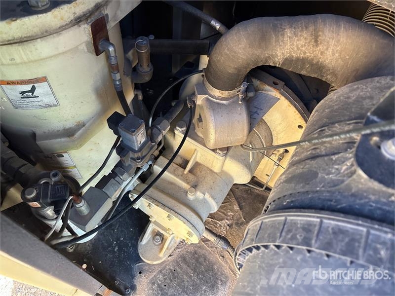 Ingersoll Rand IRN50H-CC 240 cfm Skid-Mounted Oil Free Rotary Scr Compresseur