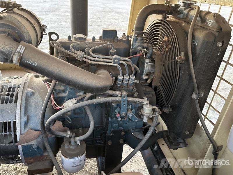 Ingersoll Rand L6-4MH 6 kW Light Tower (Inoperable) Lichtmasten