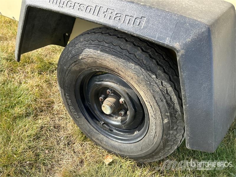 Ingersoll Rand L64MH Osvětlovací stožáry