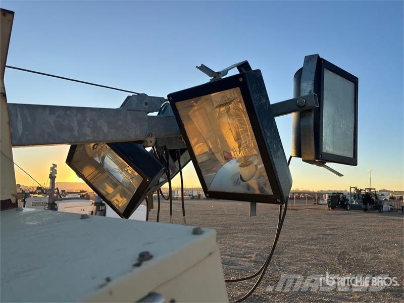 Ingersoll Rand L8-60HZ-T4F 8 kW Light Tower (Inoperable) Gaismas torņi