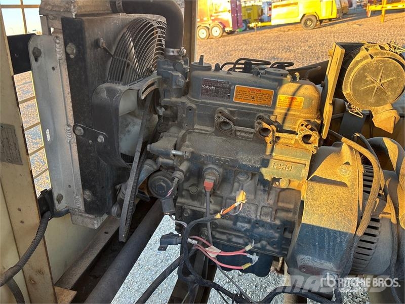 Ingersoll Rand L8-60HZ-T4F 8 kW Light Tower (Inoperable) Gaismas torņi