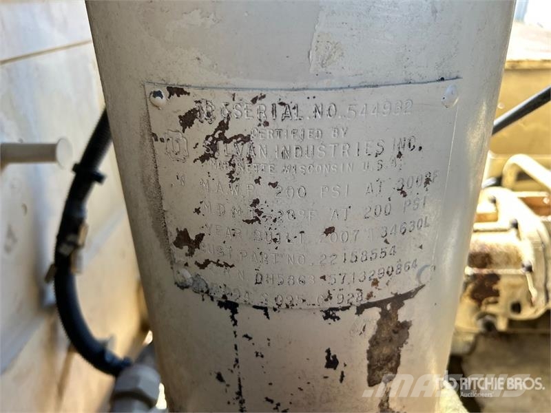 Ingersoll Rand P185WIR Kompresory