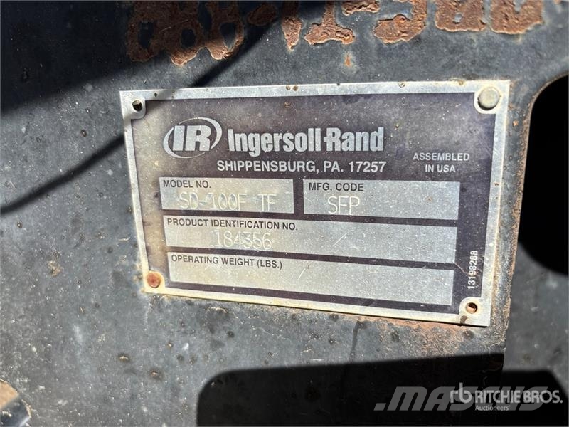 Ingersoll Rand SD100D Padfoot Drum Compactor Tahačové válce