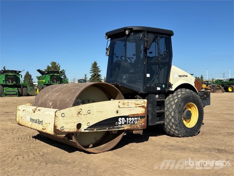 Ingersoll Rand SD122DX Smooth Drum Compactor Walzenzüge
