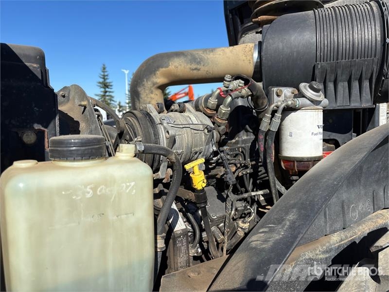 Ingersoll Rand SD122DX Smooth Drum Compactor Walzenzüge