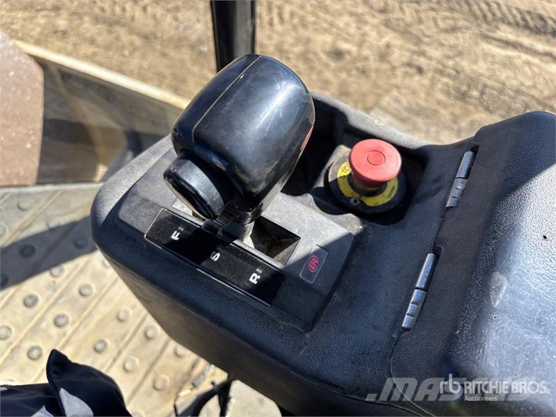 Ingersoll Rand SD122DX Smooth Drum Compactor Walzenzüge
