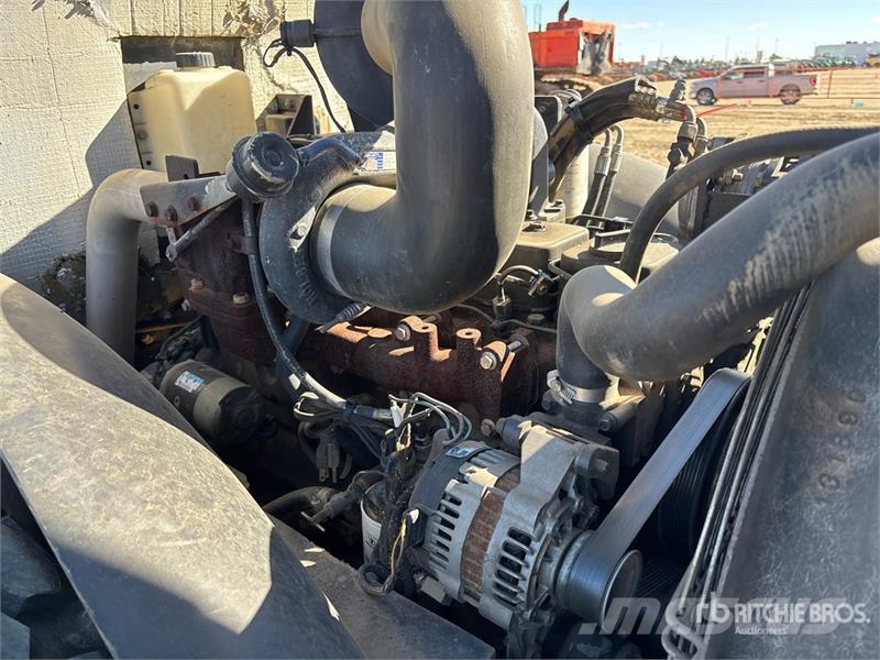 Ingersoll Rand SD122DX Smooth Drum Compactor Walzenzüge