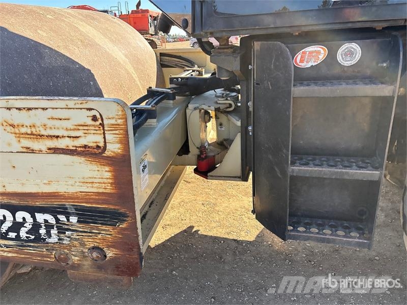 Ingersoll Rand SD122DX Smooth Drum Compactor Walzenzüge