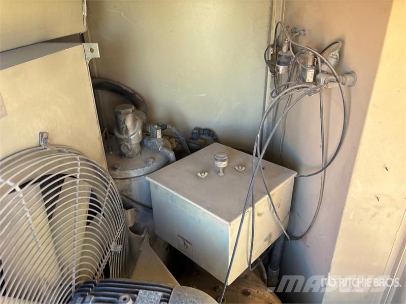 Ingersoll Rand SSR-EP100 446 cfm Electric Air Compressor Kompressoren