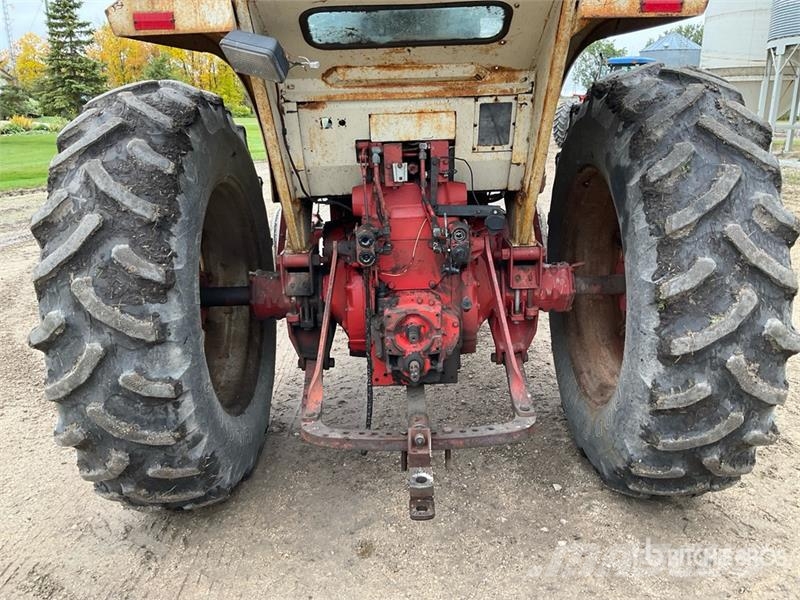 International 1066 2WD Tractor Traktoren