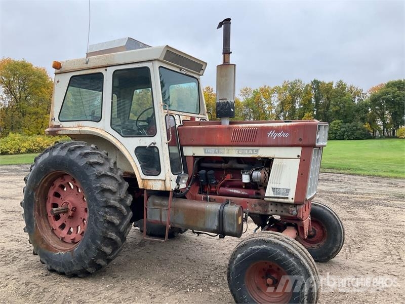 International 1066 2WD Tractor Traktoren
