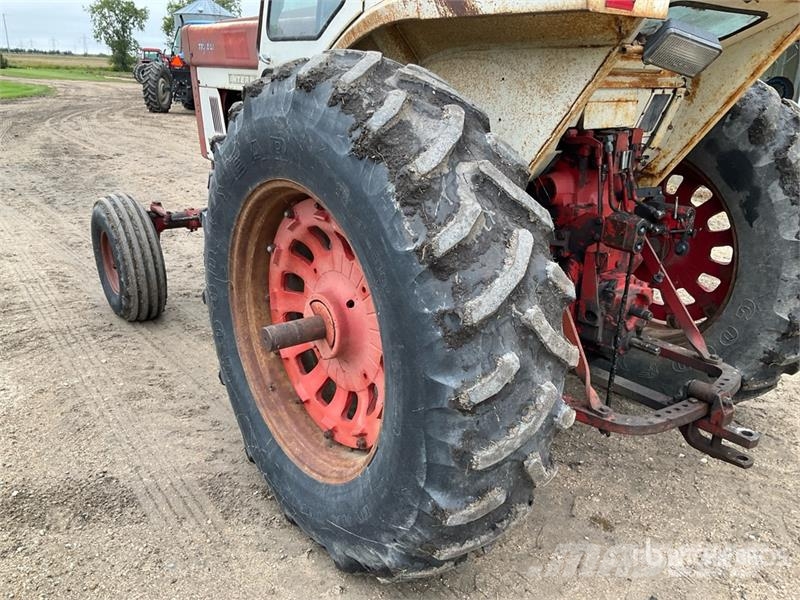 International 1066 2WD Tractor Traktoren