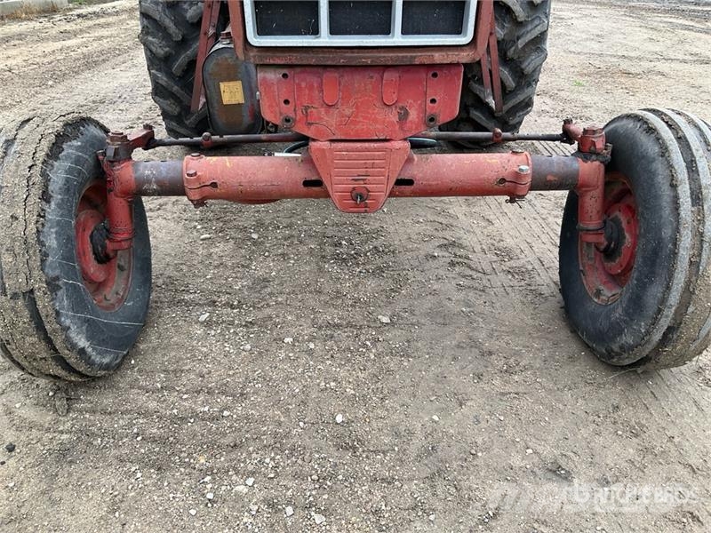 International 1066 2WD Tractor Traktoren