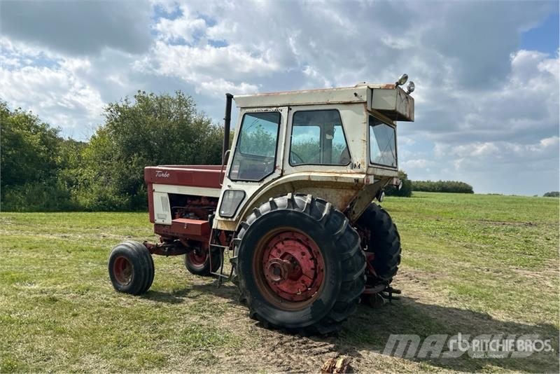 International 1066 2WD Tractor Traktörler
