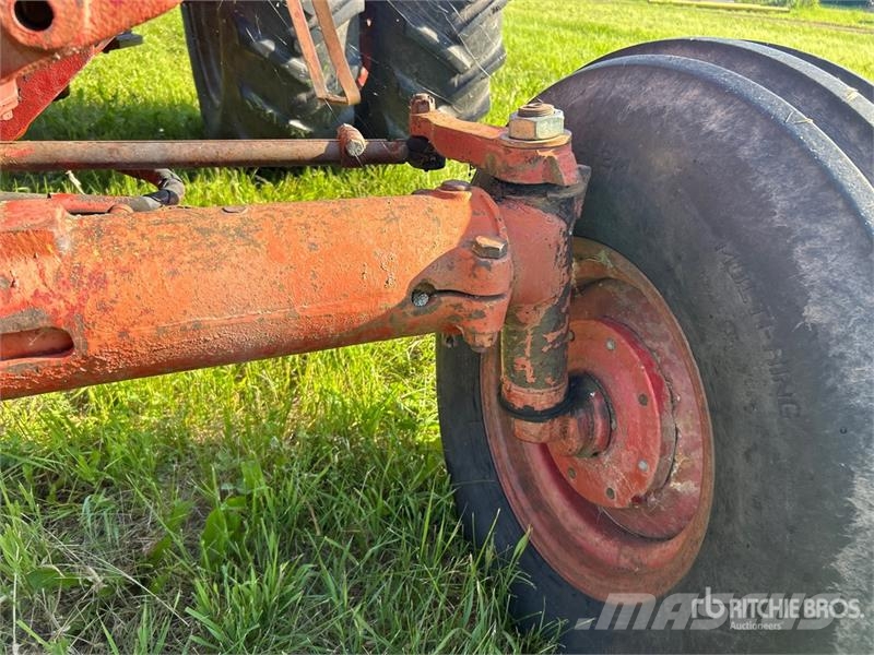 International 1466 2WD Tractor Traktorer