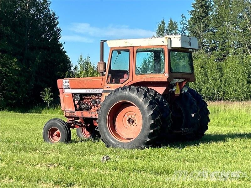 International 1466 2WD Tractor Traktorer