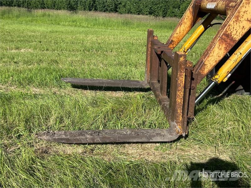 International 1466 2WD Tractor Traktörler