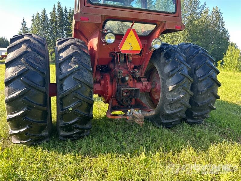 International 1466 2WD Tractor Traktorer
