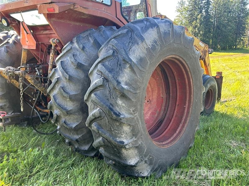 International 1466 2WD Tractor Traktörler