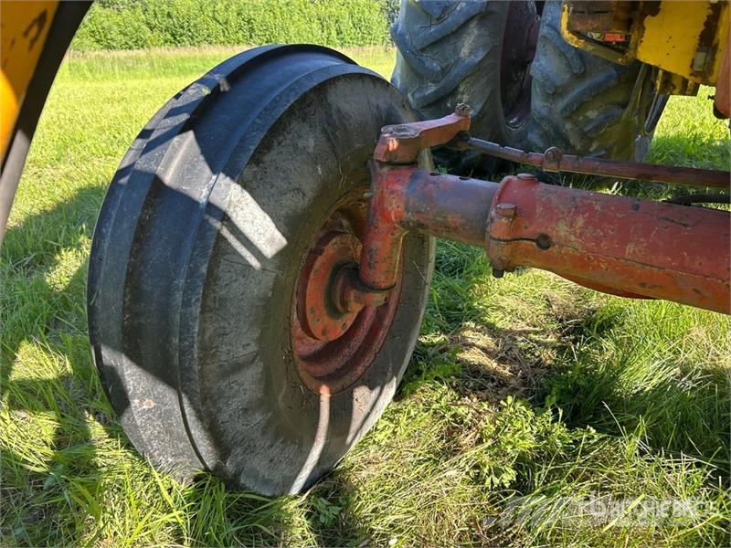 International 1466 2WD Tractor Traktörler