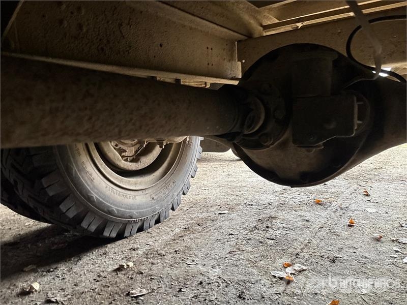 International 1600 Auto-tanques