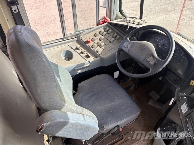 International 3000 Mikroautobusi