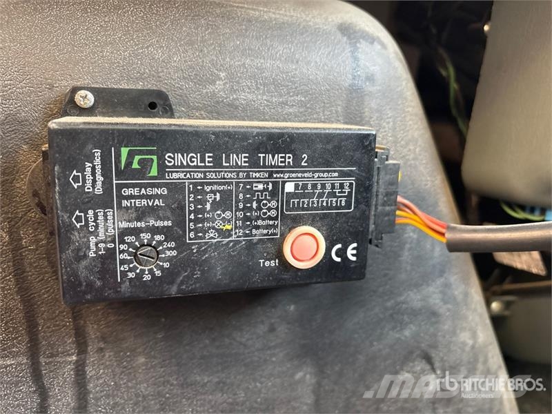 International 4300 شاحنات قلابة