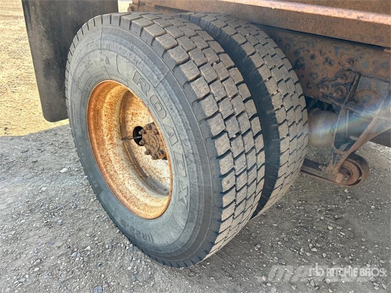 International 4300 Autobasculanta